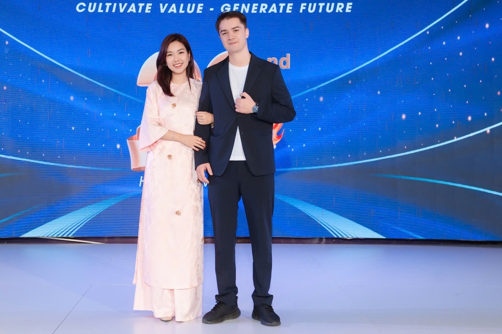 Đạo diễn Pháp tìm nguồn cội quá khứ, gặp được tình yêu trên đất Việt - 3