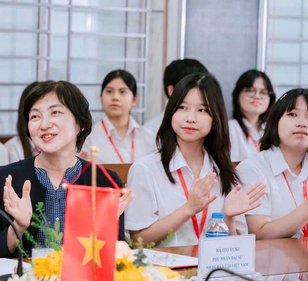 Nữ sinh thủ khoa học sinh giỏi quốc gia từng đỗ trường cấp 3 chuyên ở Nhật - 3