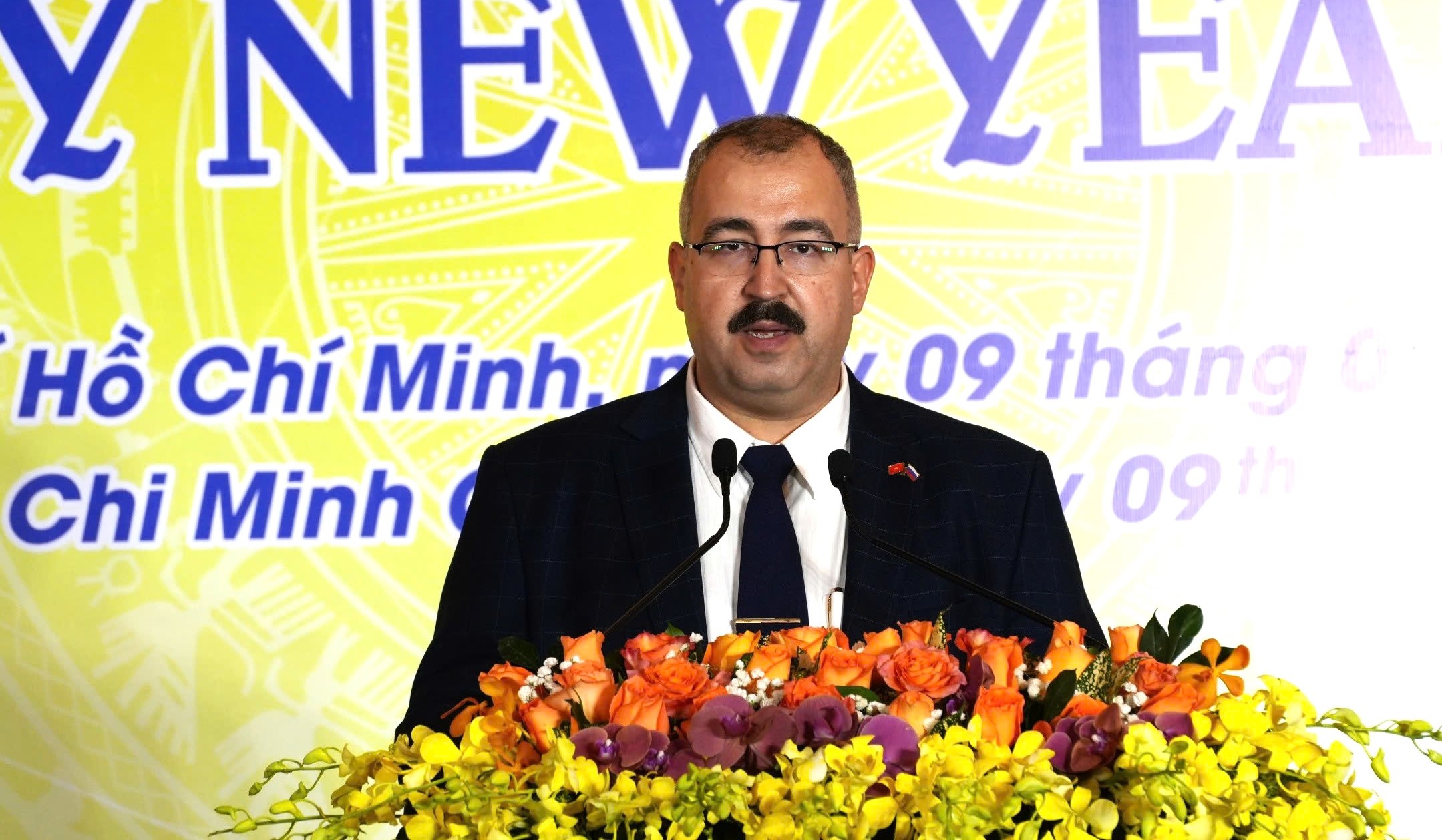 Bí thư và Chủ tịch TP.HCM gặp gỡ cơ quan đại diện nước ngoài- Ảnh 3.