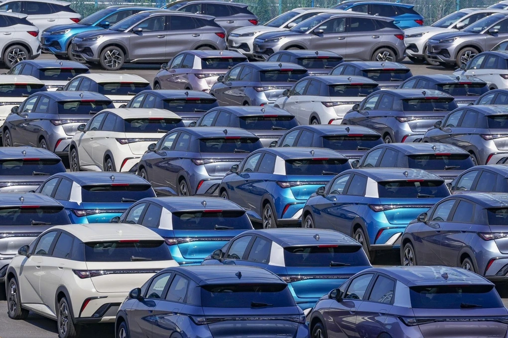 Xe điện Singapore bùng nổ, xưởng sửa chữa ô tô truyền thống hấp hối - 2