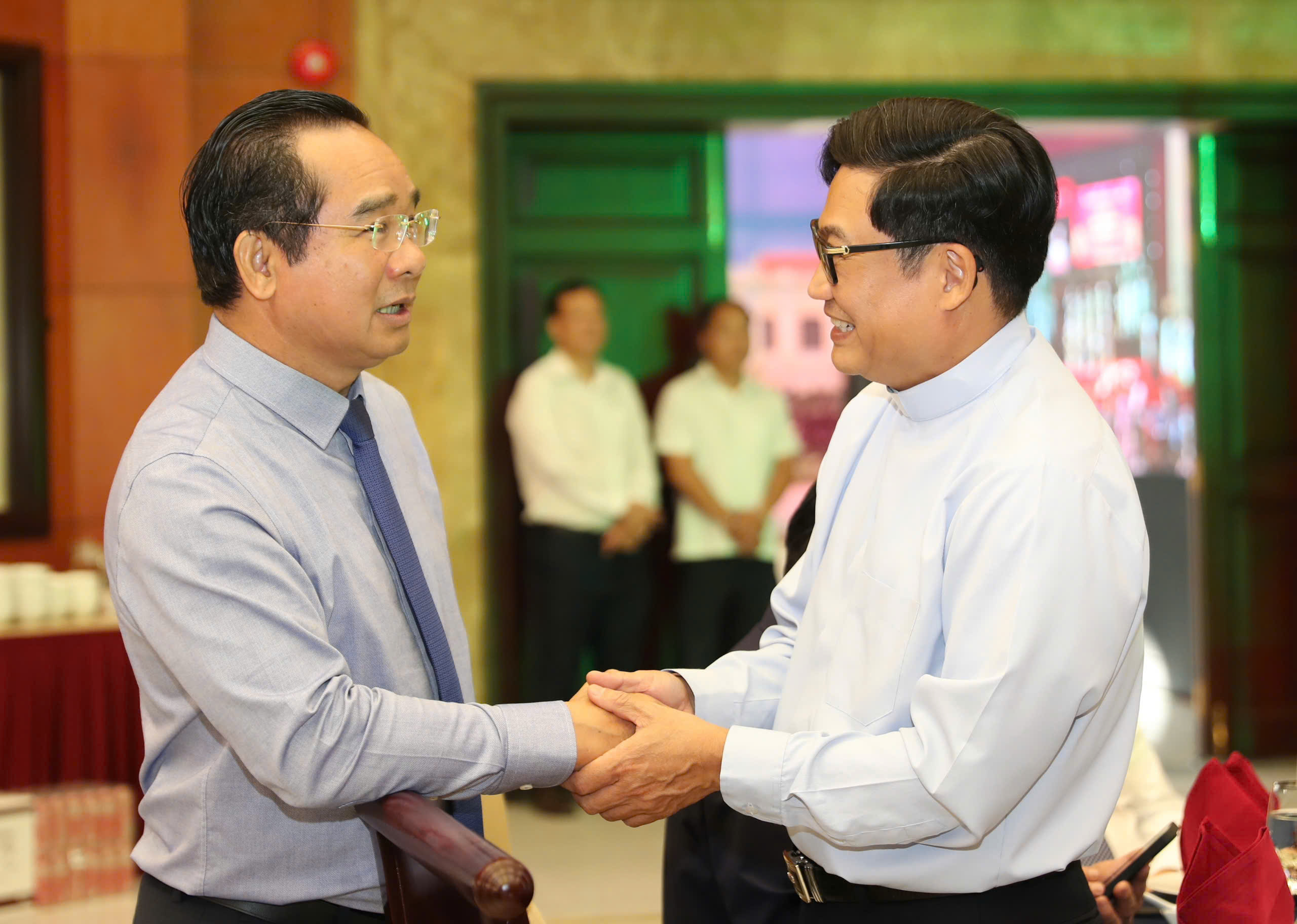 Bí thư Thành ủy TPHCM dùng AI để viết bài phát biểu chúc Tết tại buổi họp mặt mừng đảng, mừng xuân - Ảnh 3.