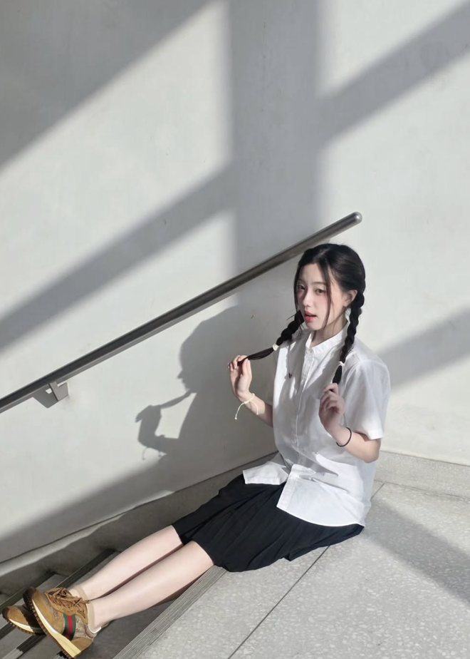 Áo sơ mi trắng, vẻ đẹp tối giản làm nên sức hút dài lâu- Ảnh 10.