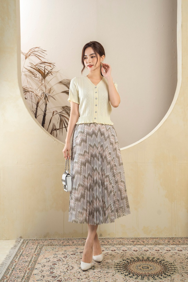 Họa tiết chevron, điểm nhấn hình học cho vẻ ngoài khác biệt- Ảnh 4.