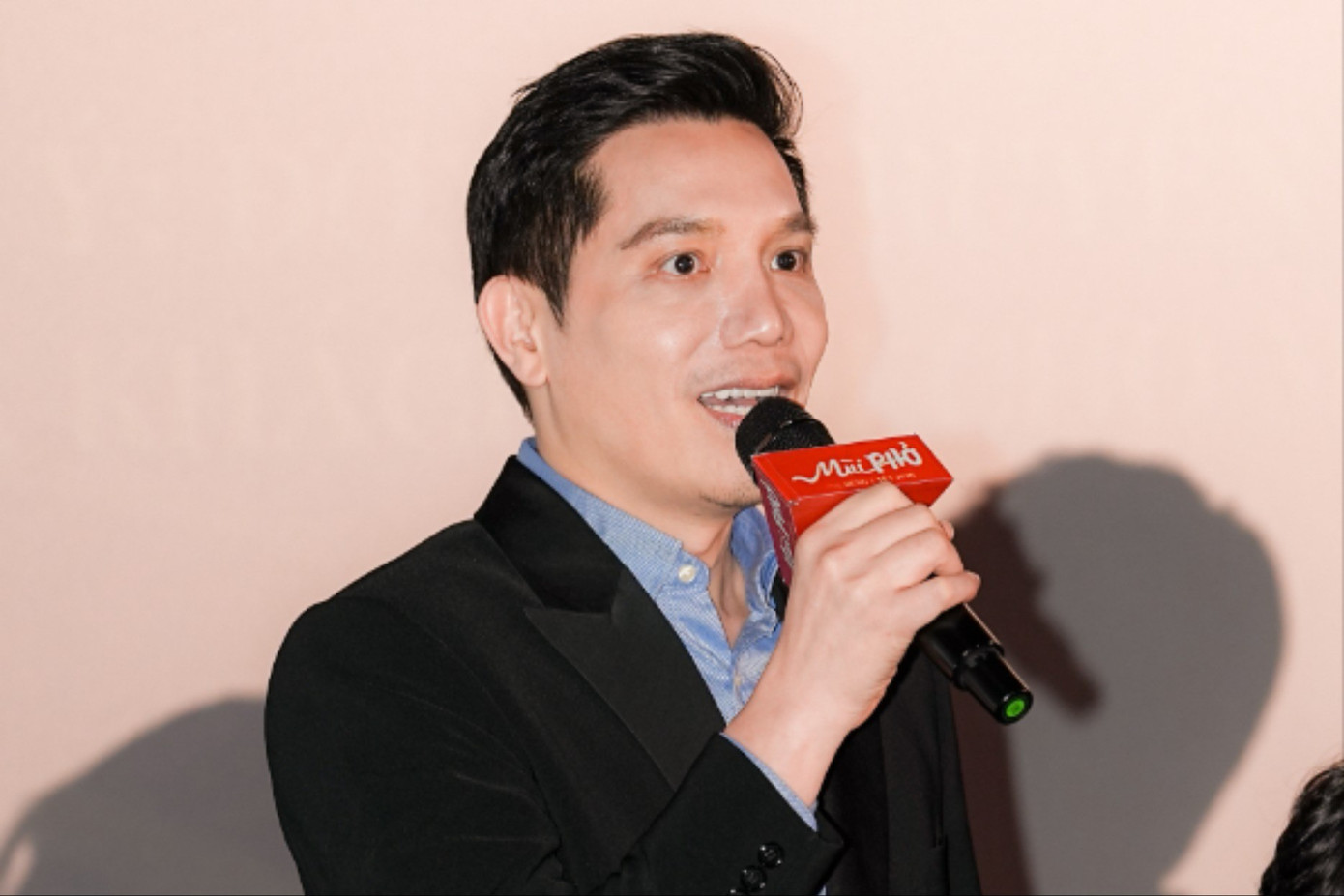 Cảnh nóng bị cắt trong phim Tết- Ảnh 3.