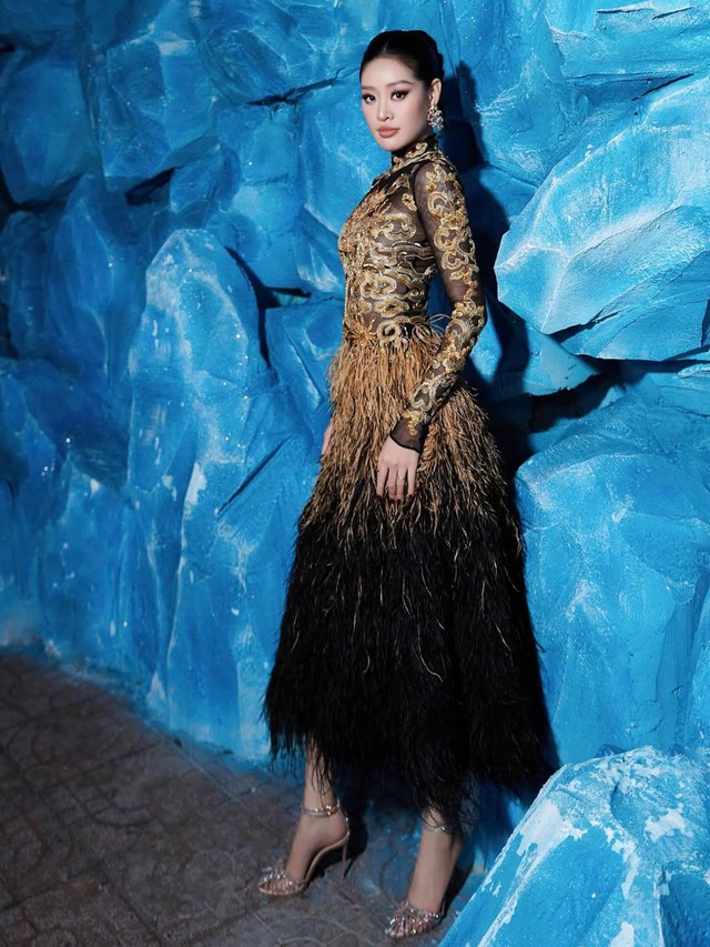 Sức hút từ phụ kiện ánh kim tạo nét sang trọng cho quý cô sành điệu- Ảnh 7.