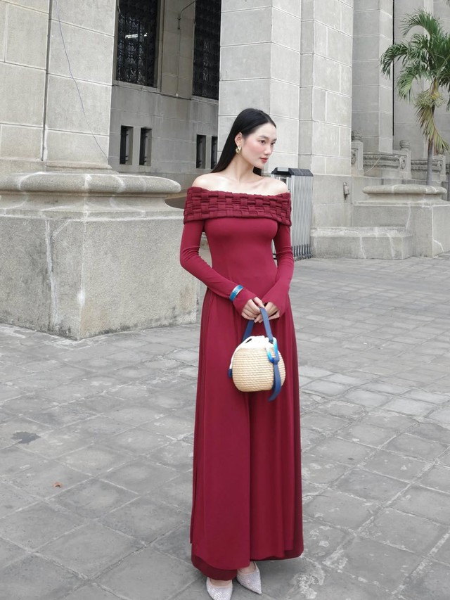 Sức hút từ phụ kiện ánh kim tạo nét sang trọng cho quý cô sành điệu- Ảnh 8.