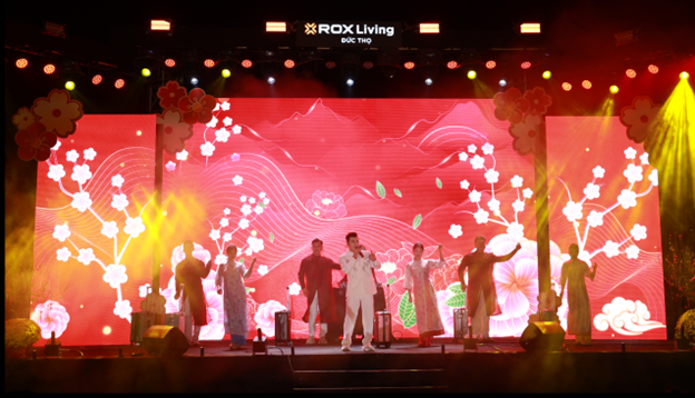ROX Living Đức Thọ rực rỡ đêm Nhạc hội Xuân Concert- Ảnh 3.