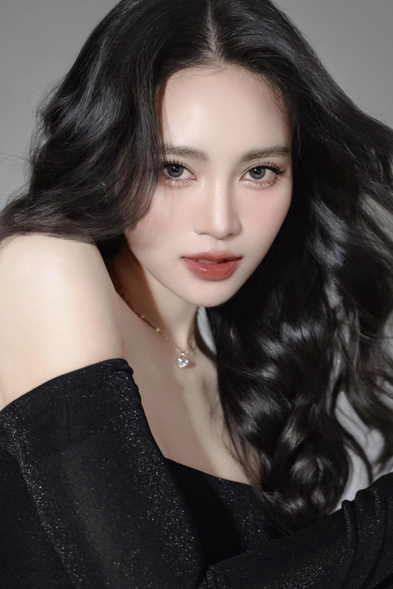 Lê Huỳnh Thúy Ngân, Ninh Dương Lan Ngọc, Hùng Huỳnh, Jack lọt vào đề cử top 100 gương mặt đẹp nhất thế giới năm 2026 do TC Candler bình chọn.