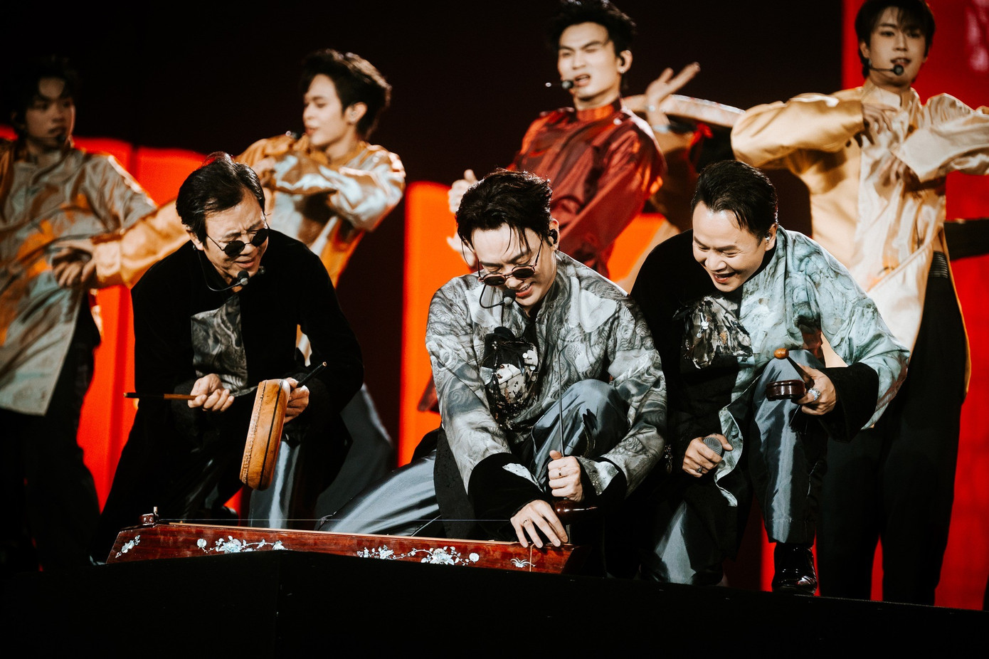 Ca sĩ Việt nào cận kề ngưỡng cát-xê một tỷ đồng/show- Ảnh 15.