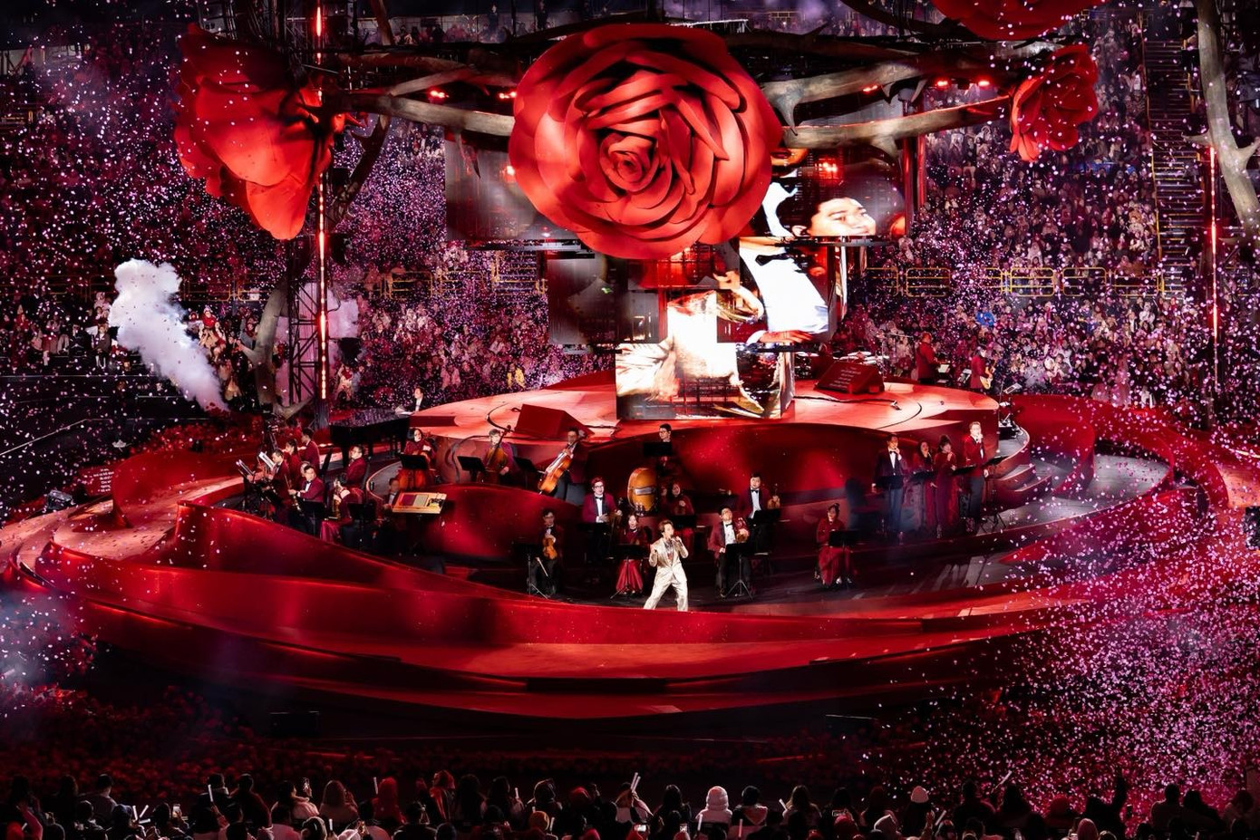 Ca sĩ Việt nào cận kề ngưỡng cát-xê một tỷ đồng/show- Ảnh 18.