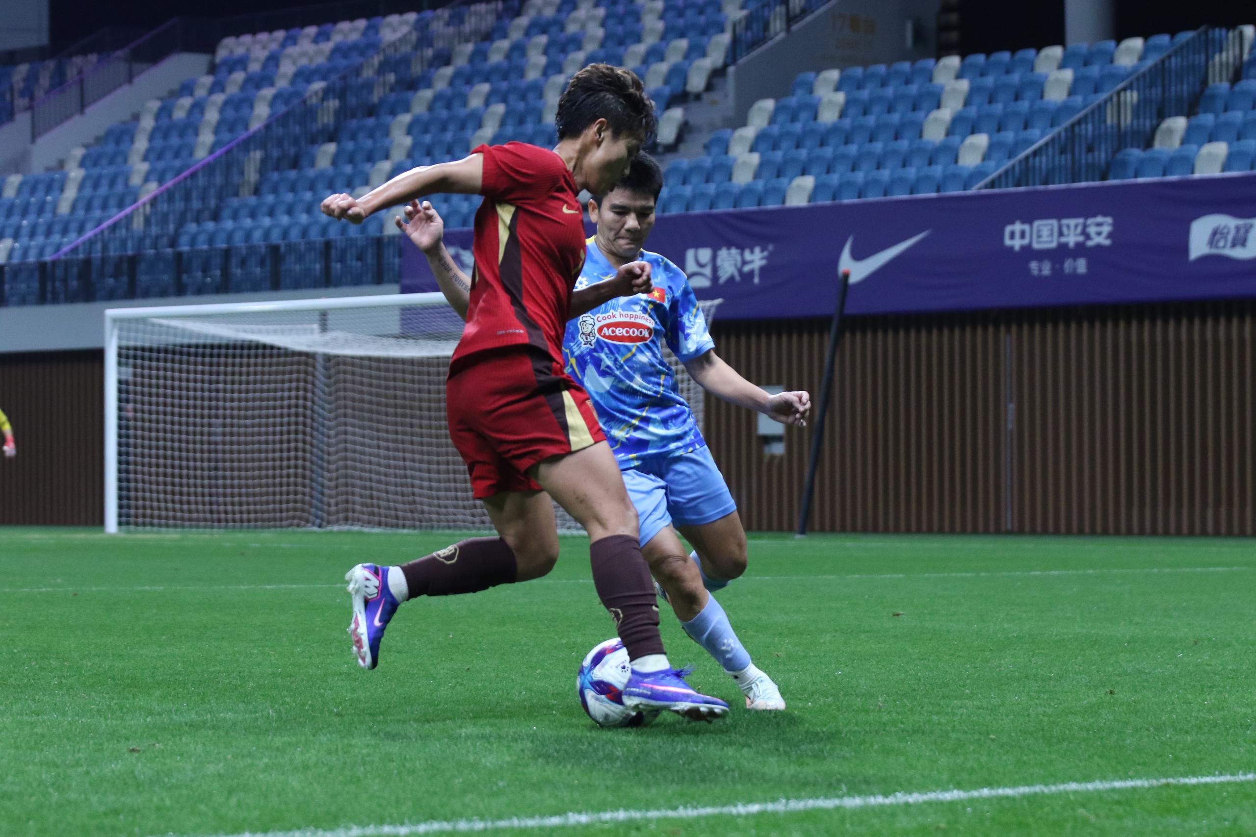 Đội tuyển nữ Việt Nam thua Trung Quốc, HLV Mai Đức Chung tiết lộ sự thật- Ảnh 2.