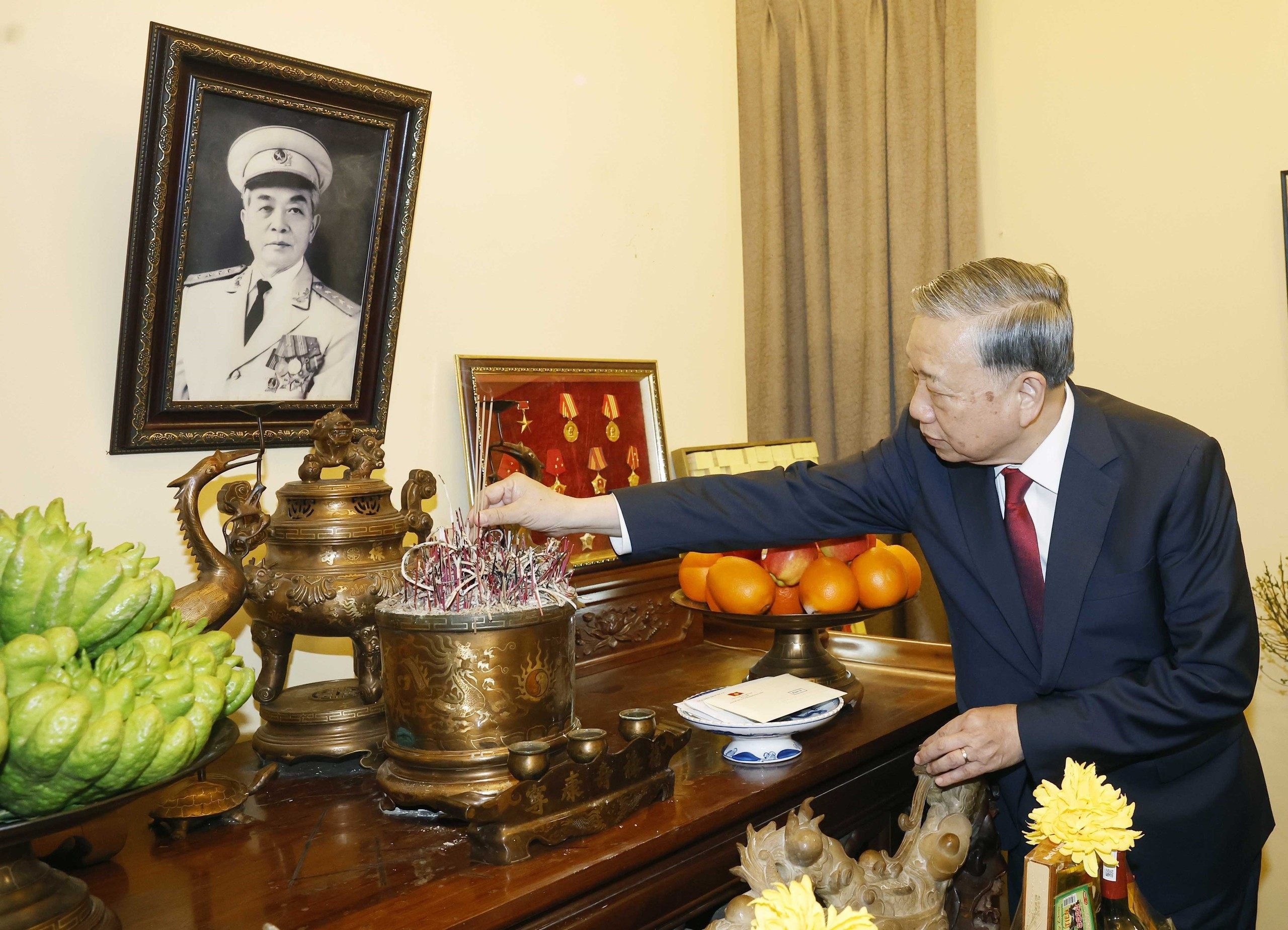 Tổng Bí thư - Ảnh 6.