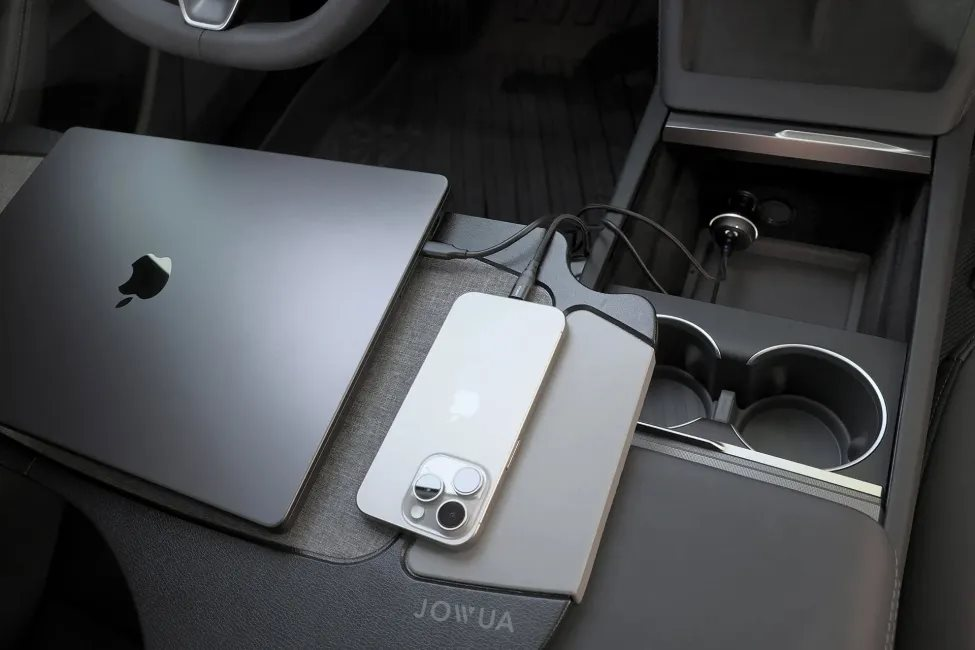 Lẽ ra phải ngày càng rẻ đi, món đồ mà gần như ai cũng 