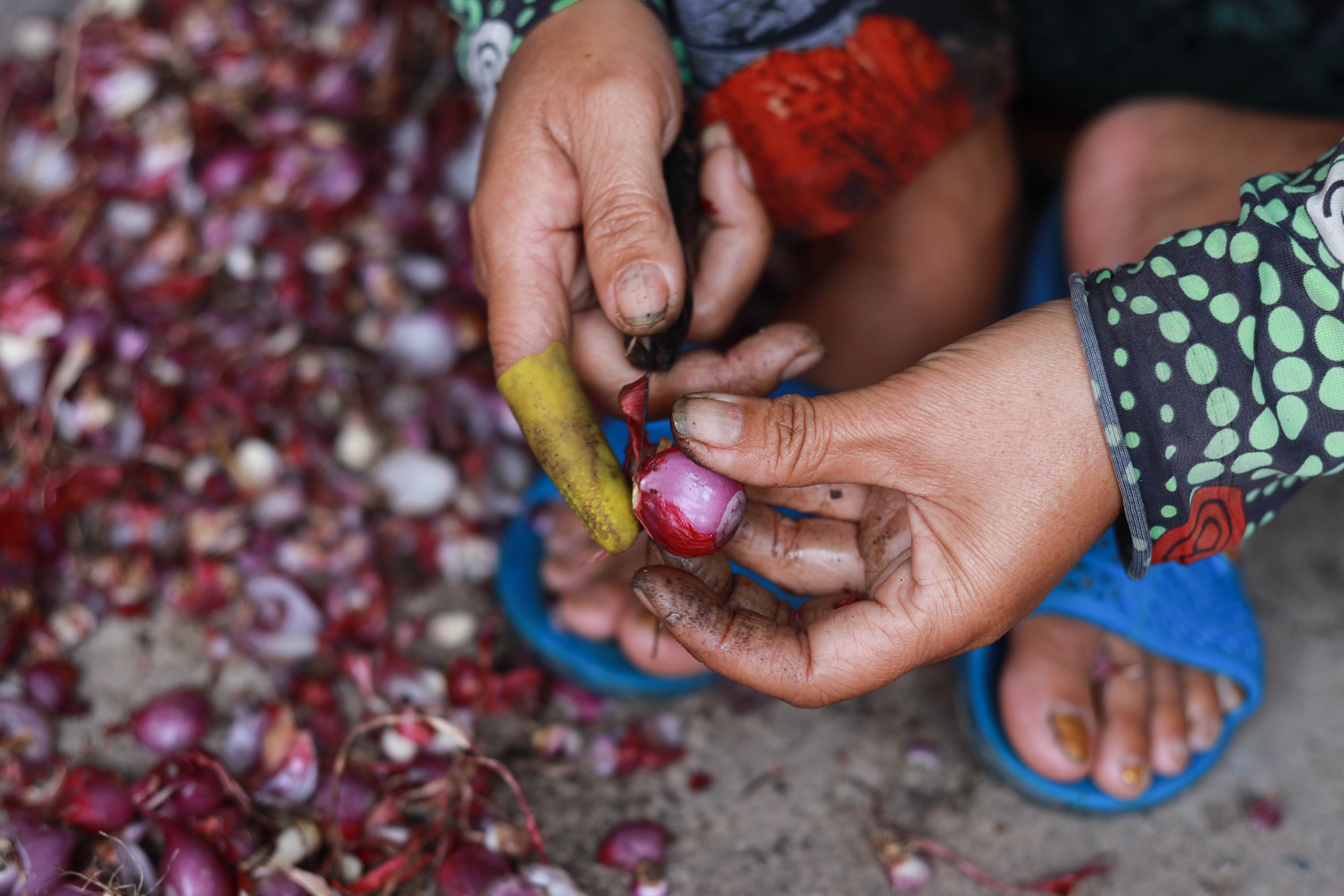 Tết lạ 'xóm chảy nước mắt' ở TP.HCM: Vì sao nhiều người bỏ nghề?- Ảnh 4.