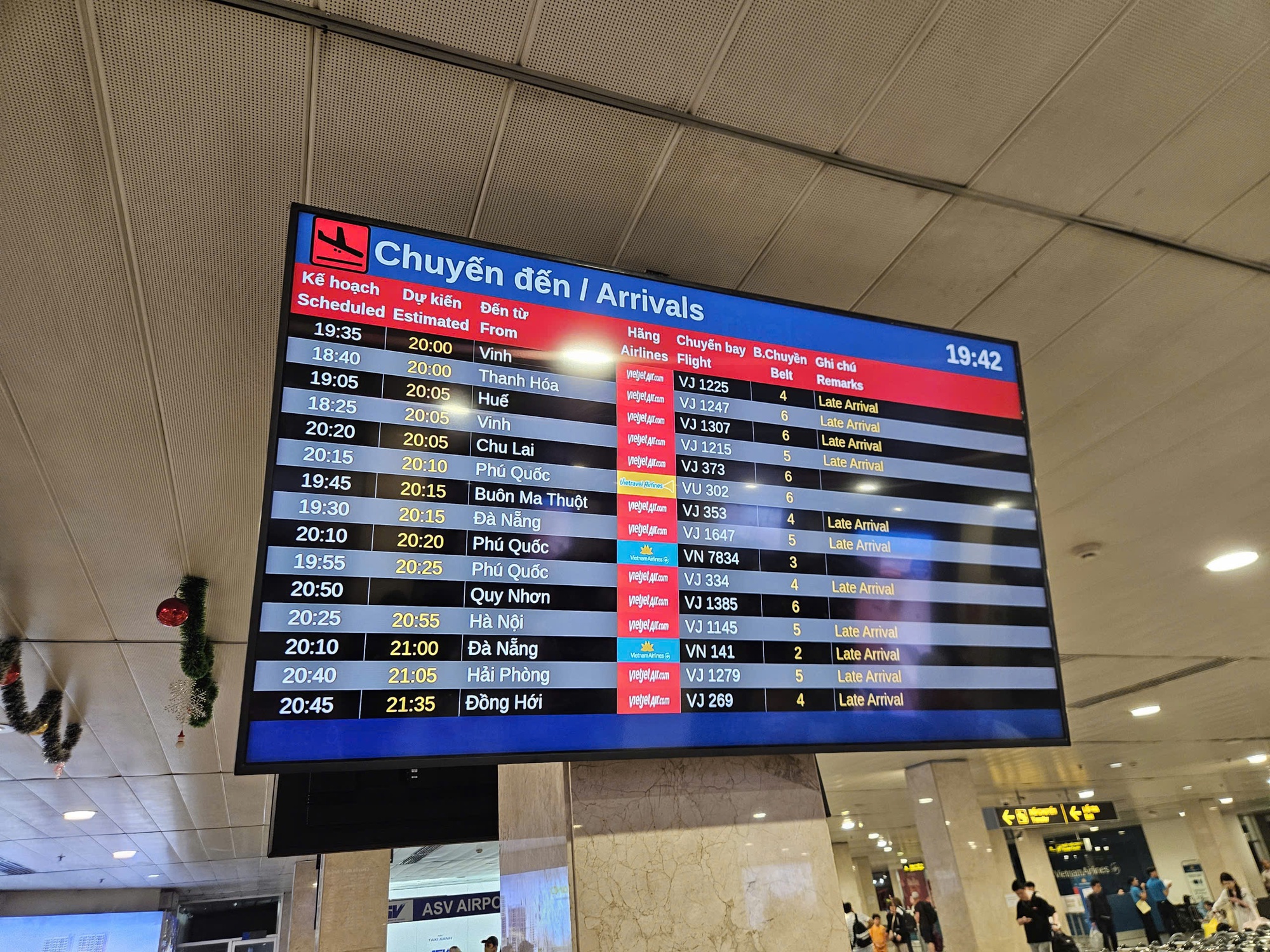 Chuyến bay chậm từ 3 giờ trở lên được hoàn vé, hành khách có vui?- Ảnh 1.