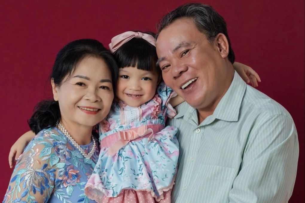 Diễn viên Phương Bình và vợ: Hơn 30 năm chịu cảnh Ngưu Lang - Chức Nữ - 2