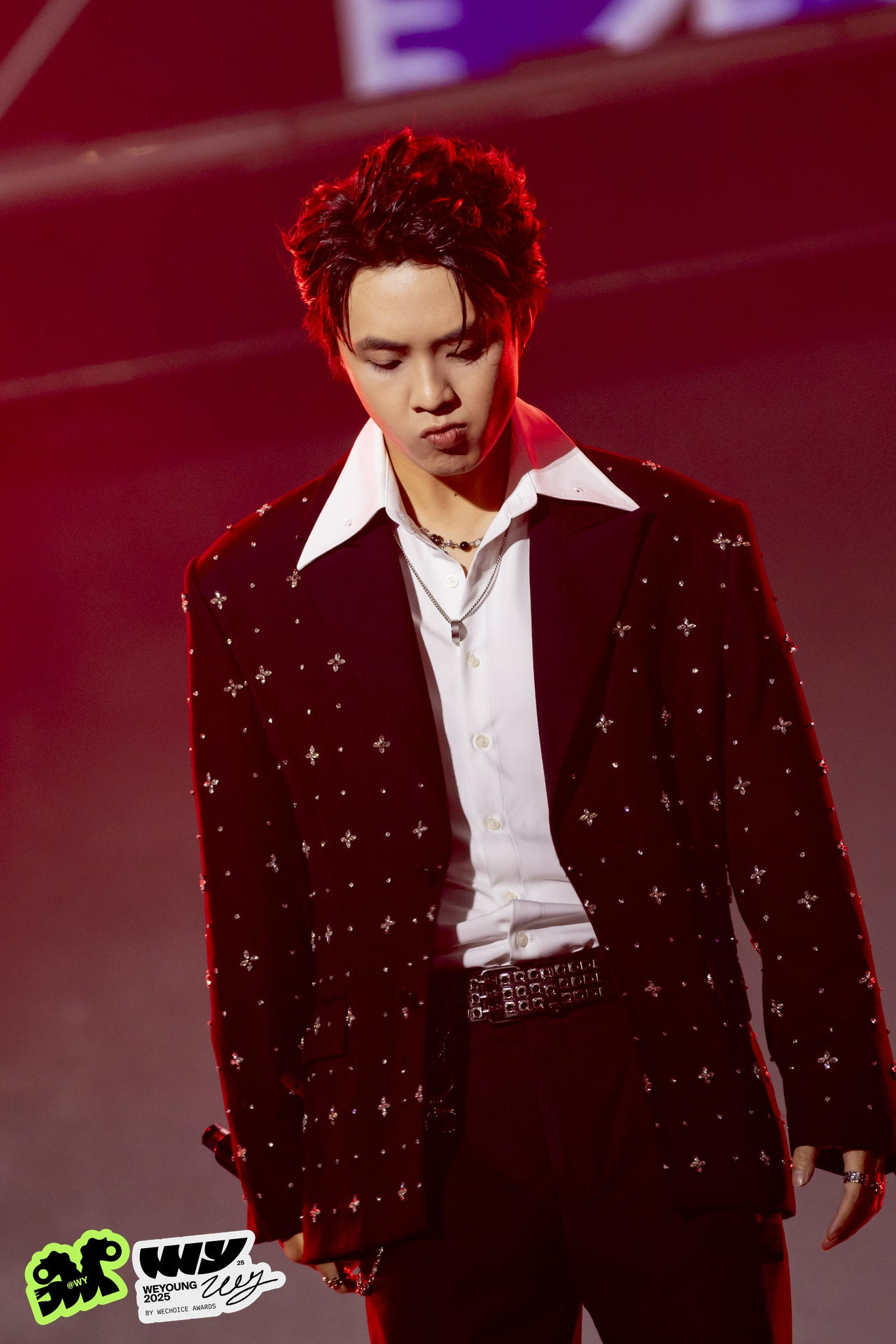 Nam rapper bước ra từ Rap Việt “chạy show” tất bật cuối năm, visual sáng bừng chiếm spotlight- Ảnh 3.