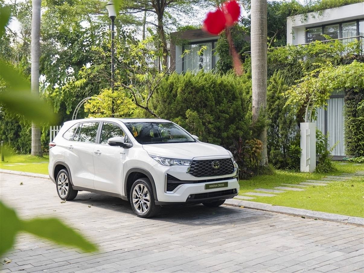 Toyota Innova Cross - Ảnh 2.