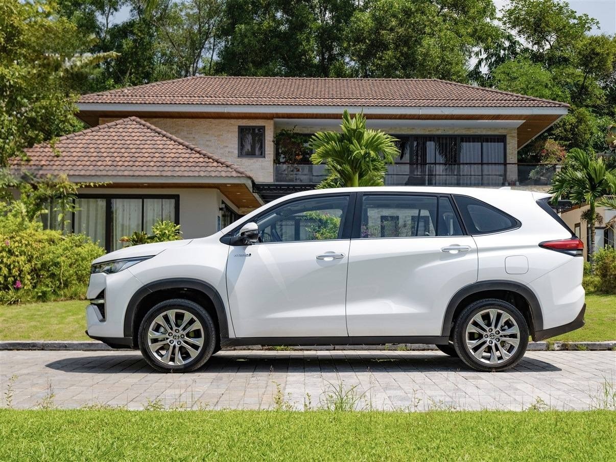 Toyota Innova Cross - Ảnh 3.
