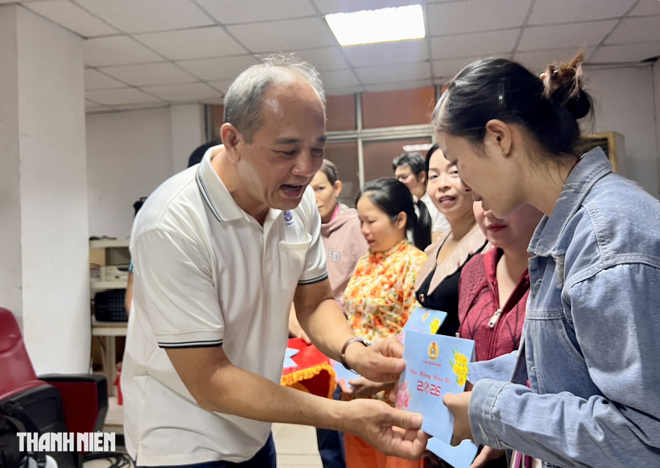 Tất niên công ty PouYuen: 50 người được nhận món quà đặc biệt - Ảnh 2.