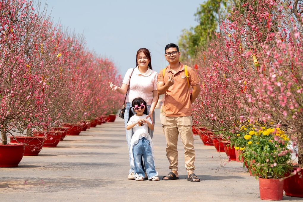 Đón Tết sớm tại đô thị Vinhomes Green Paradise - 2