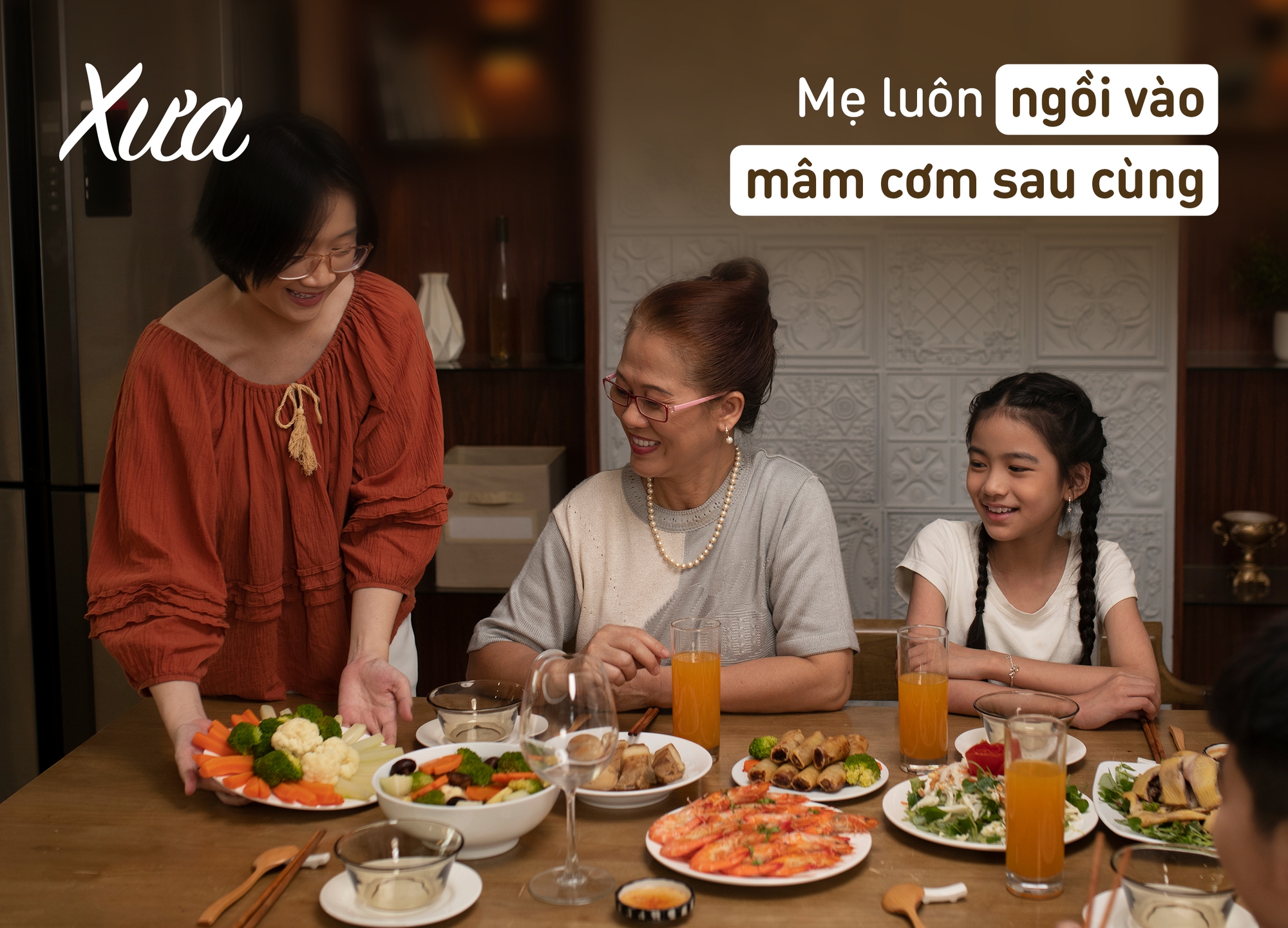 Khi người trẻ giữ vị truyền thống cho mâm cơm Tết theo cách hiện đại hơn- Ảnh 8.