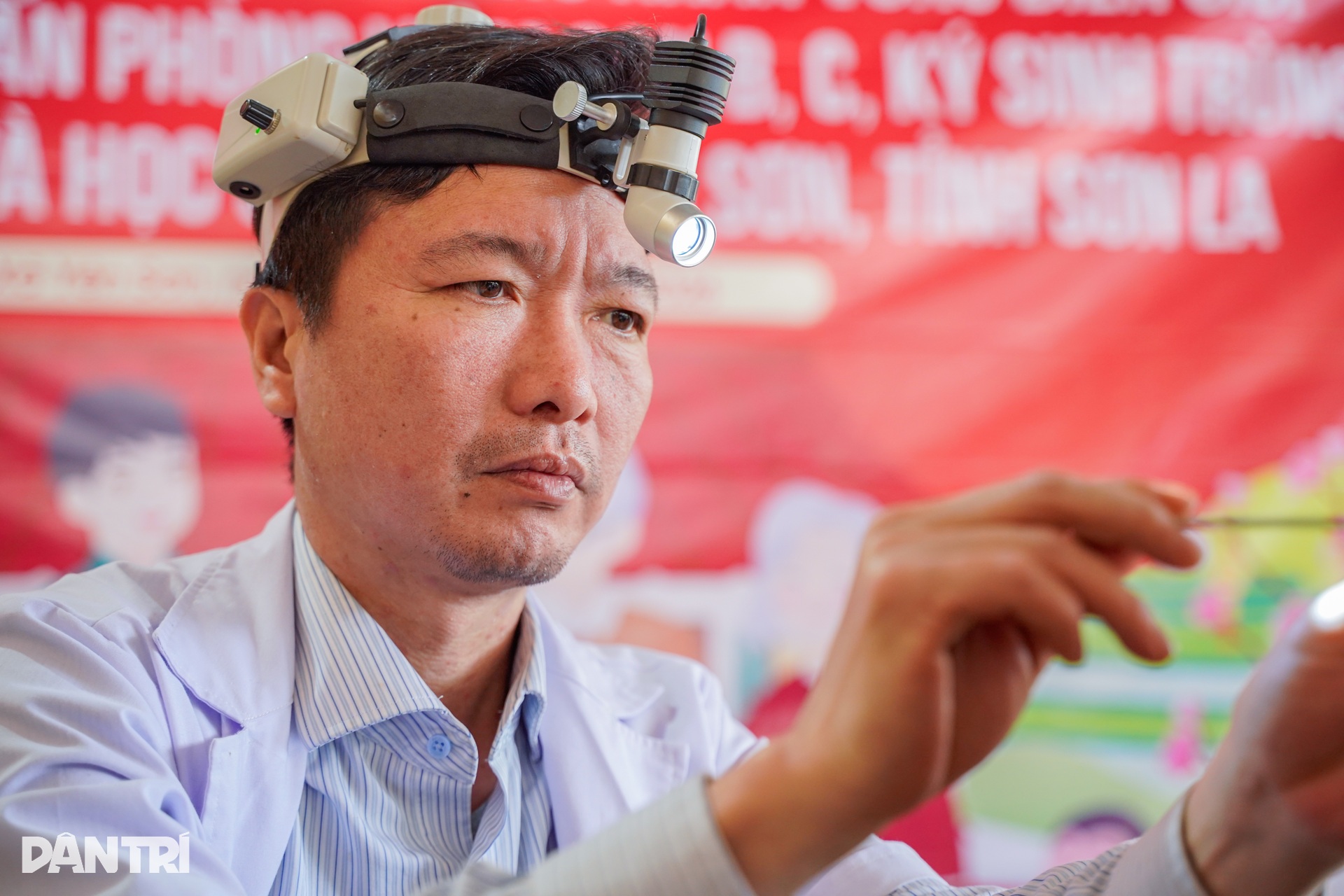 Nhờ tấm lòng của bạn đọc, bà con xã nghèo vùng biên Sơn La an tâm đón Tết - 11