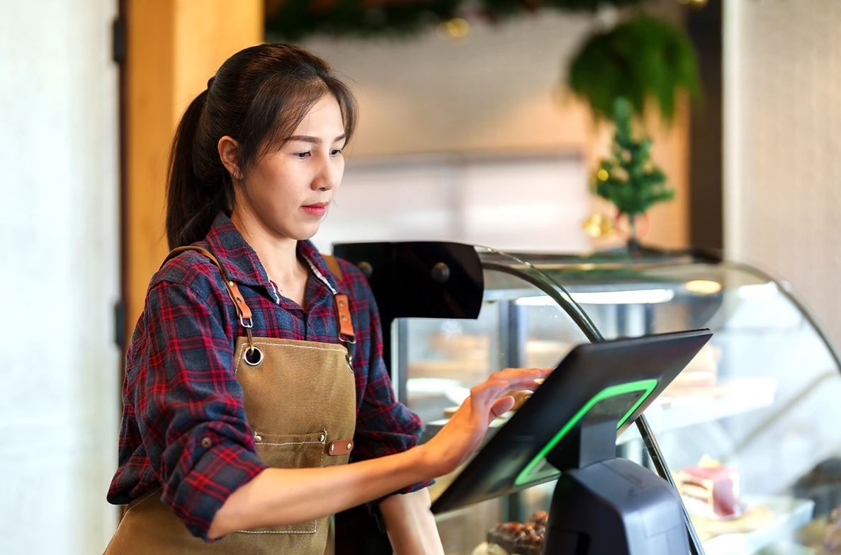 Techcombank và cơ quan thuế: Hỗ trợ hộ kinh doanh thanh toán không dùng tiền mặt- Ảnh 2.