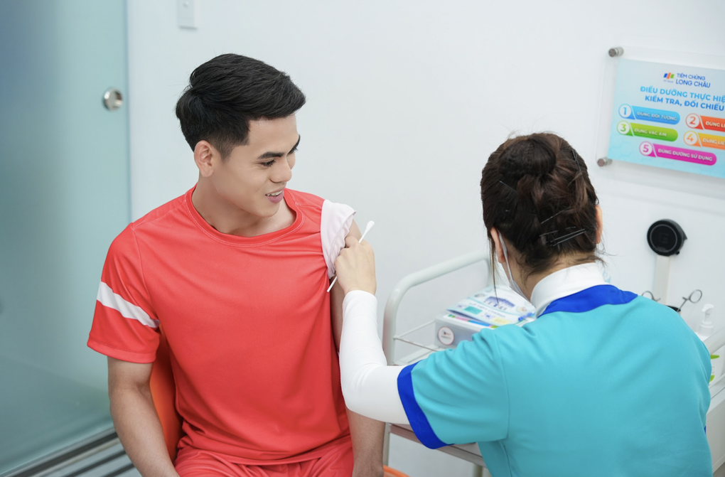 Long Châu cùng Đình Bắc, Văn Khang và Trung Kiên lan tỏa thông điệp chủ động phòng ngừa HPV - 4