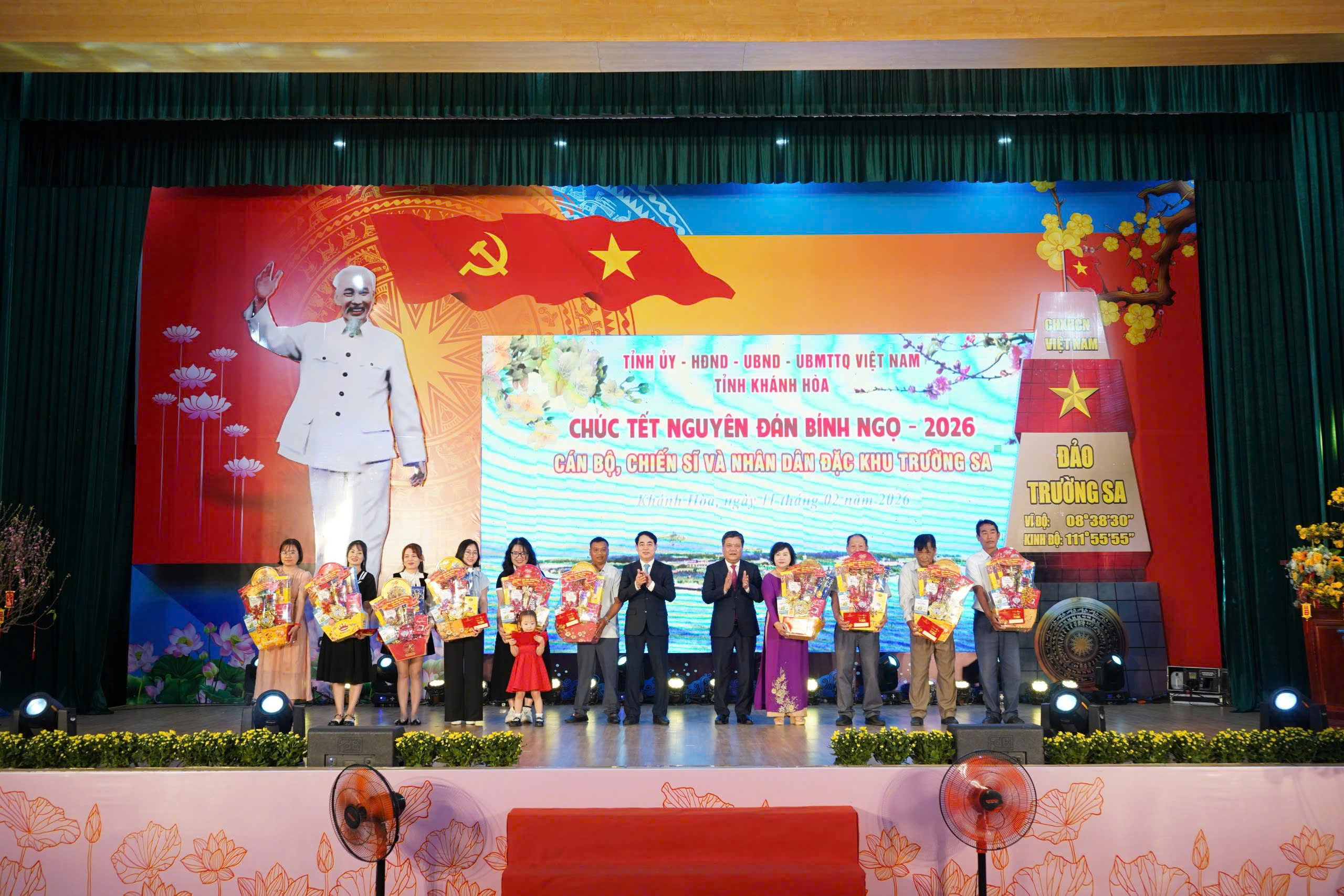 Nghĩa tình đất liền gửi Trường Sa qua sóng cầu truyền hình trực tiếp- Ảnh 3.