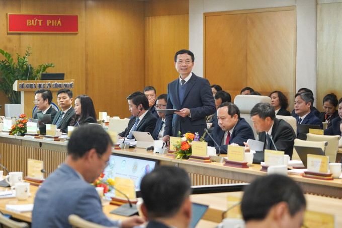 Bộ trưởng Nguyễn Mạnh Hùng tại Hội nghị thường niên 4V1M, ngày 8/2/2026. Ảnh: Lưu Quý