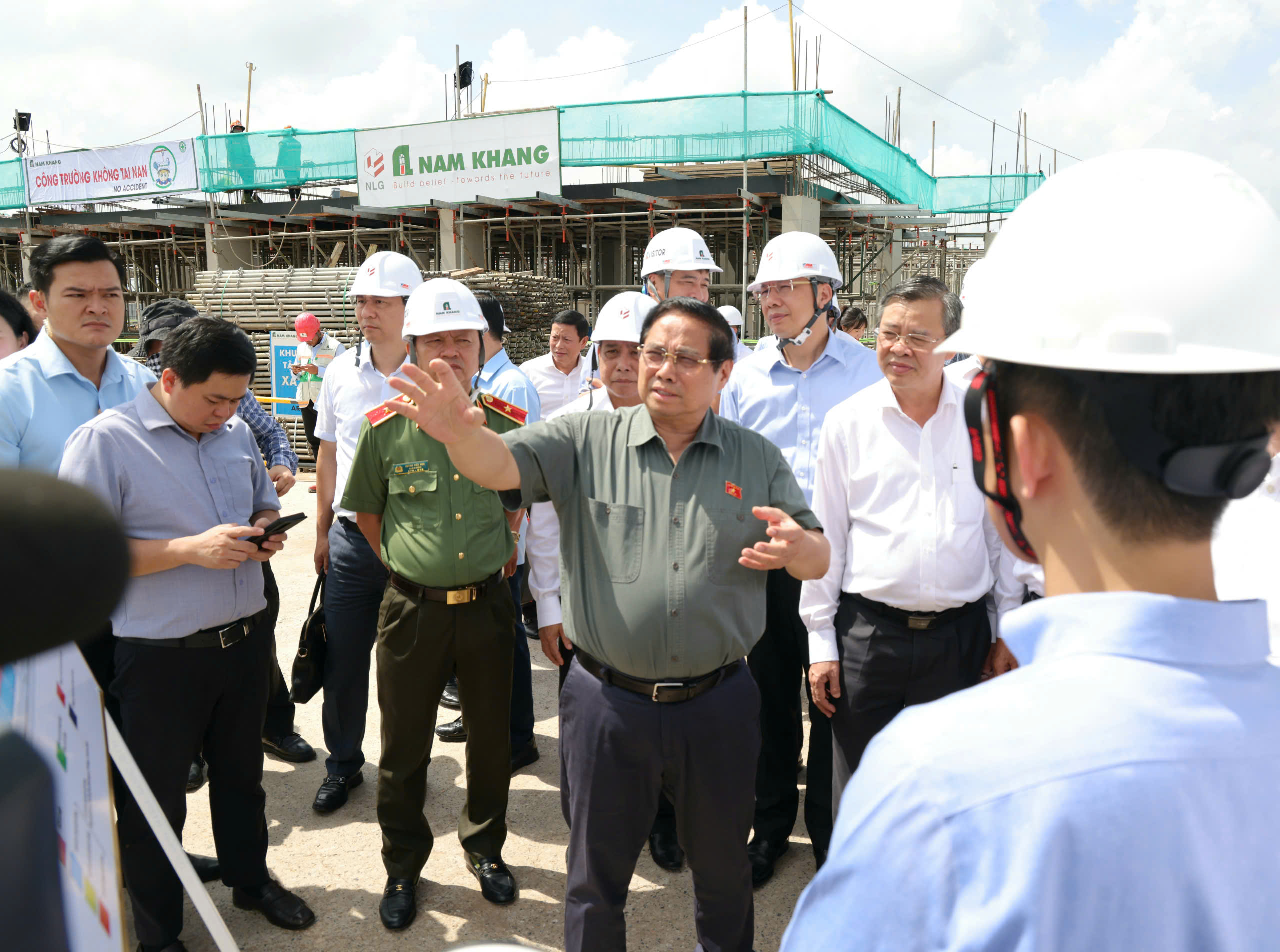 lãi suất qua đêm - Ảnh 3.