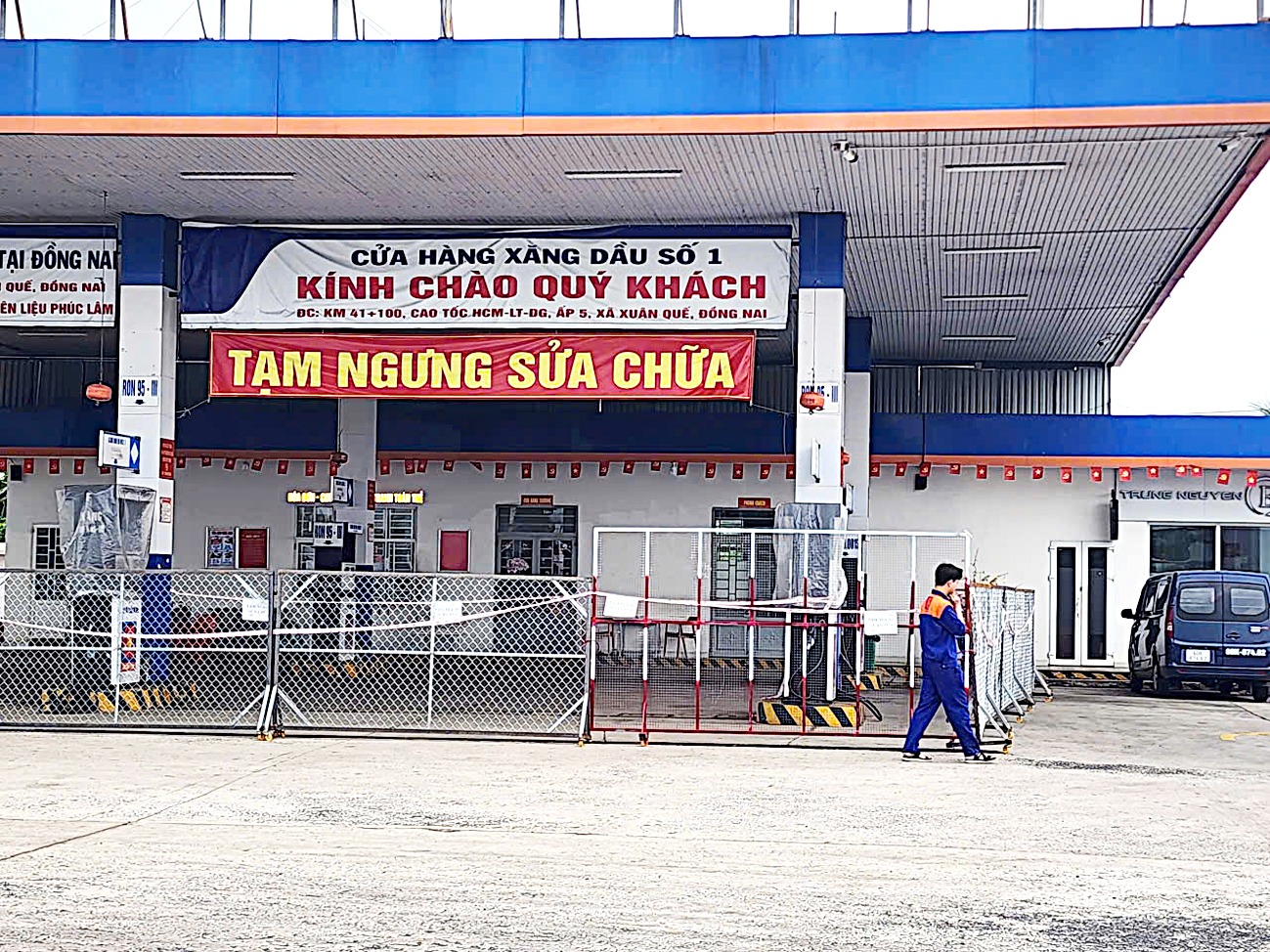 Đón Tết, đừng quên số điện thoại đường dây nóng - Ảnh 2.