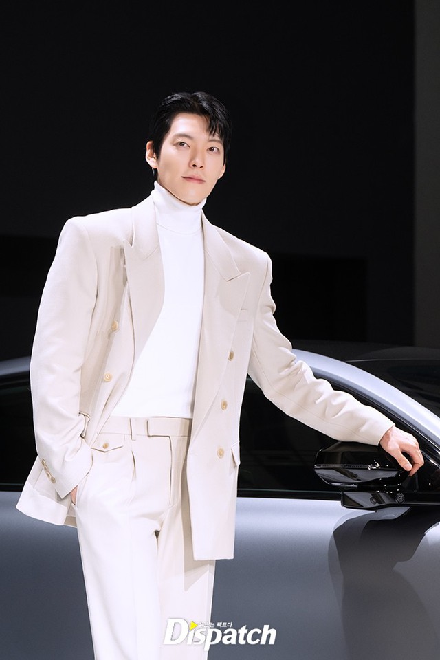 Kim Woo Bin tái xuất hậu hưởng tuần trăng mật nhưng Shin Min Ah mới là người được khen- Ảnh 2.