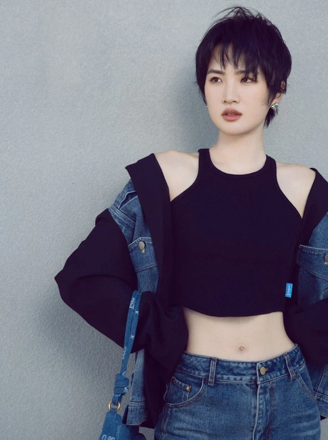 Công chúa Huawei bị chê- Ảnh 7.