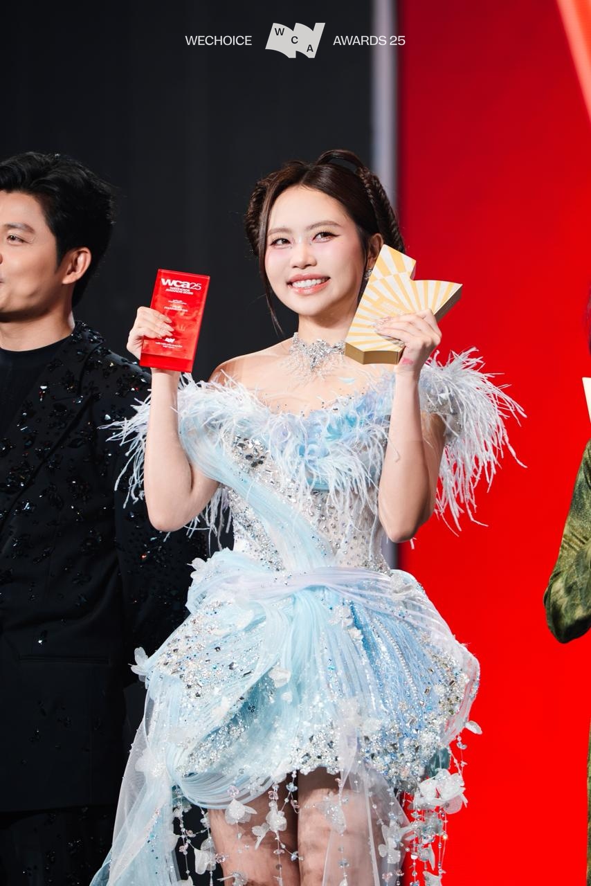 Phương Mỹ Chi nhập vai Tóc Tiên quậy banh MXH, chính chủ phải nhắc nhở 1 điều- Ảnh 10.