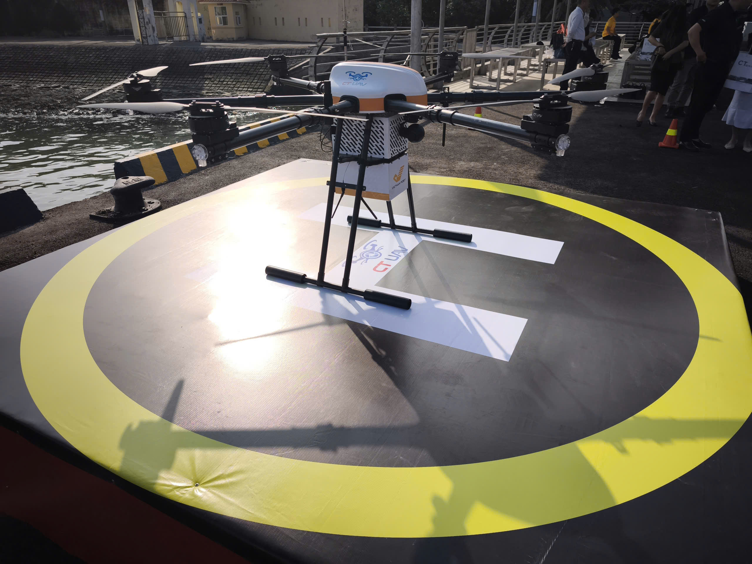 Việt Nam triển khai giao hàng bằng UAV , nâng cao dịch vụ logistics thông minh - Ảnh 2.