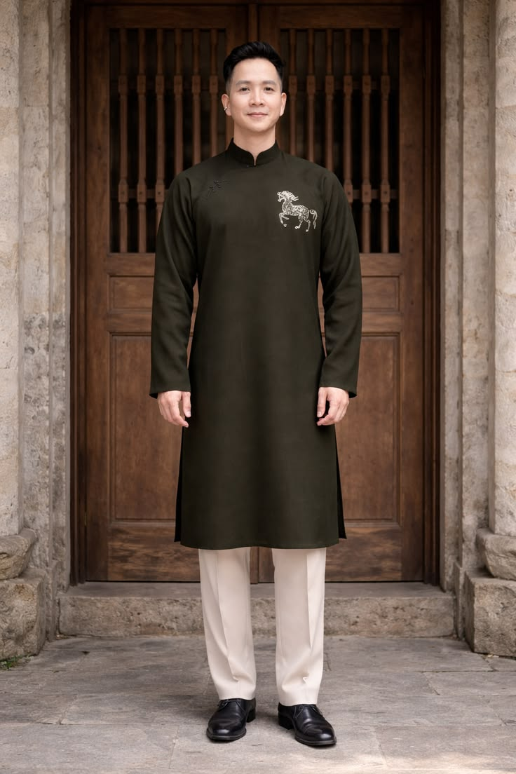Áo dài nam ngày càng đẹp và nhất định bạn phải cho chồng yêu diện một bộ Tết này- Ảnh 18.