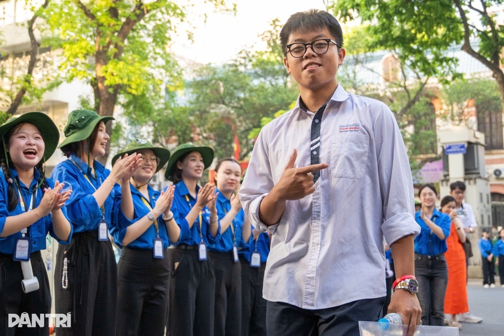 Tuyển sinh đại học 2026: Giới hạn 10 nguyện vọng là làm khó thí sinh? - 8