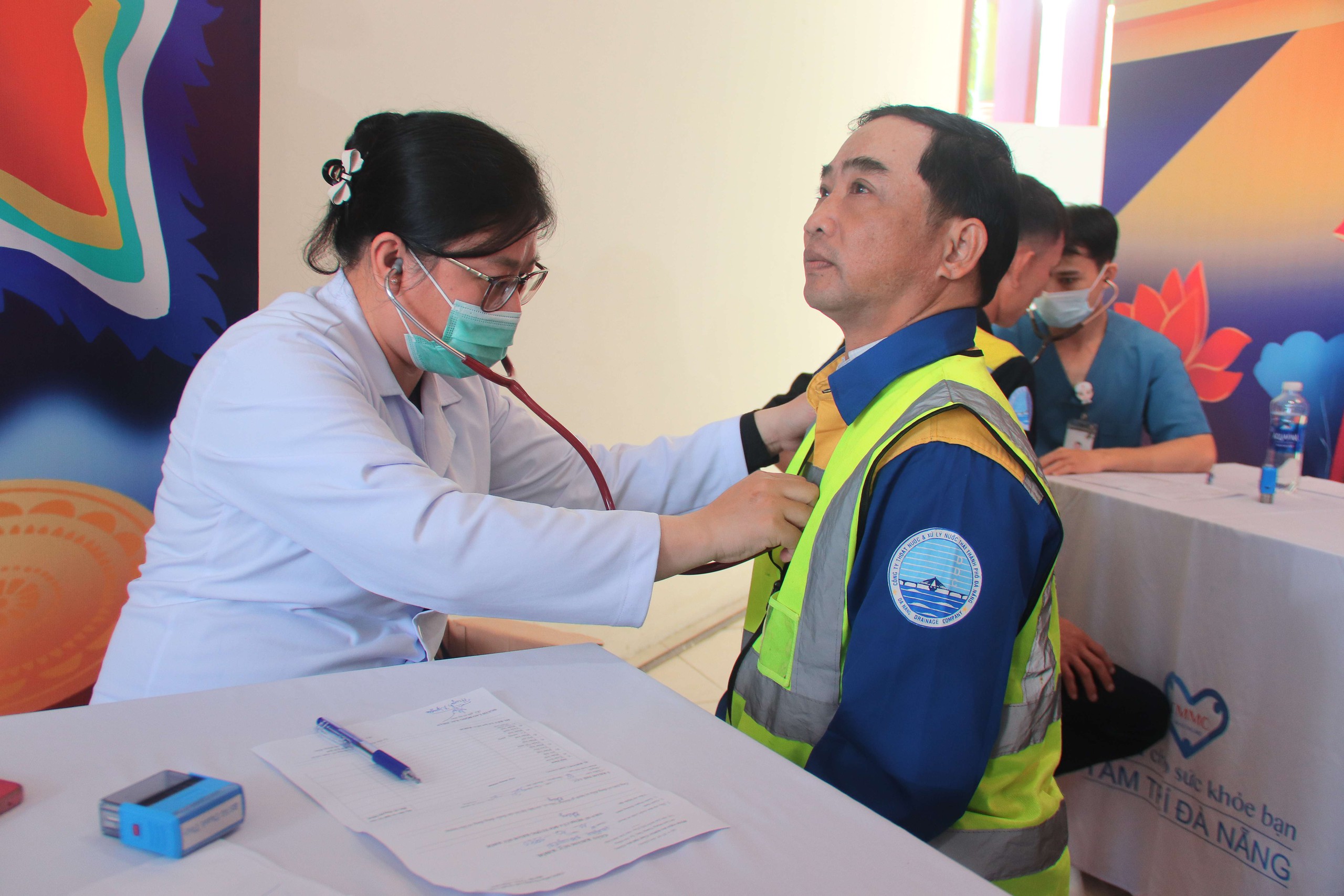 công nhân - Ảnh 5.