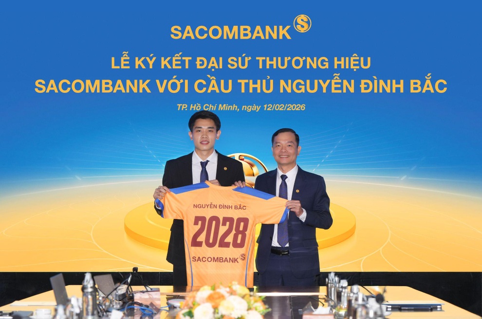Cầu thủ Nguyễn Đình Bắc trở thành đại sứ thương hiệu Sacombank - 2
