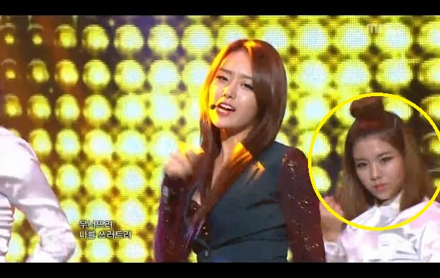 Nữ thần Waterbomb che mũi vì Nữ thần Waterbomb che mũi vì