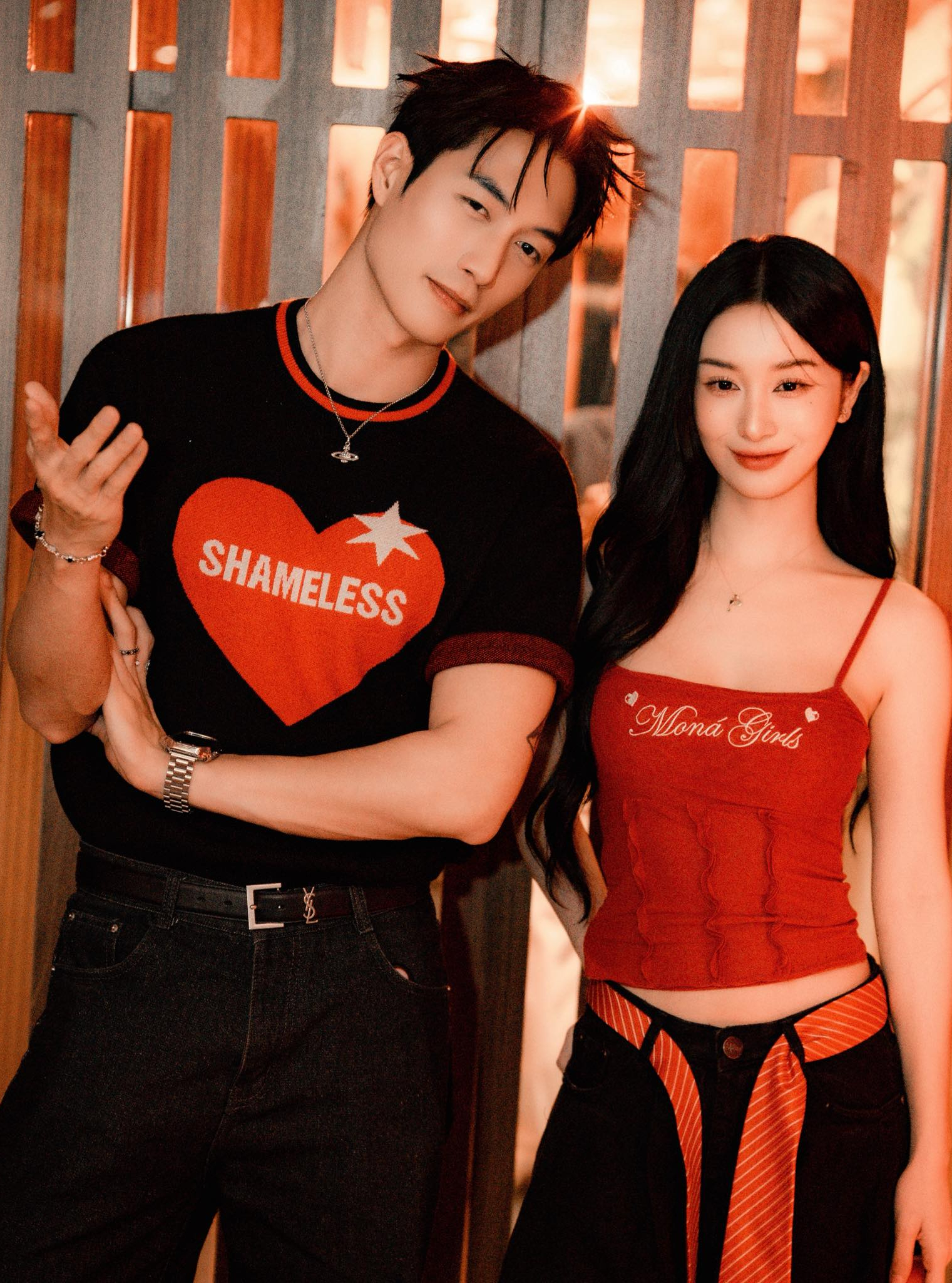 Vbiz có cặp sao nghi 