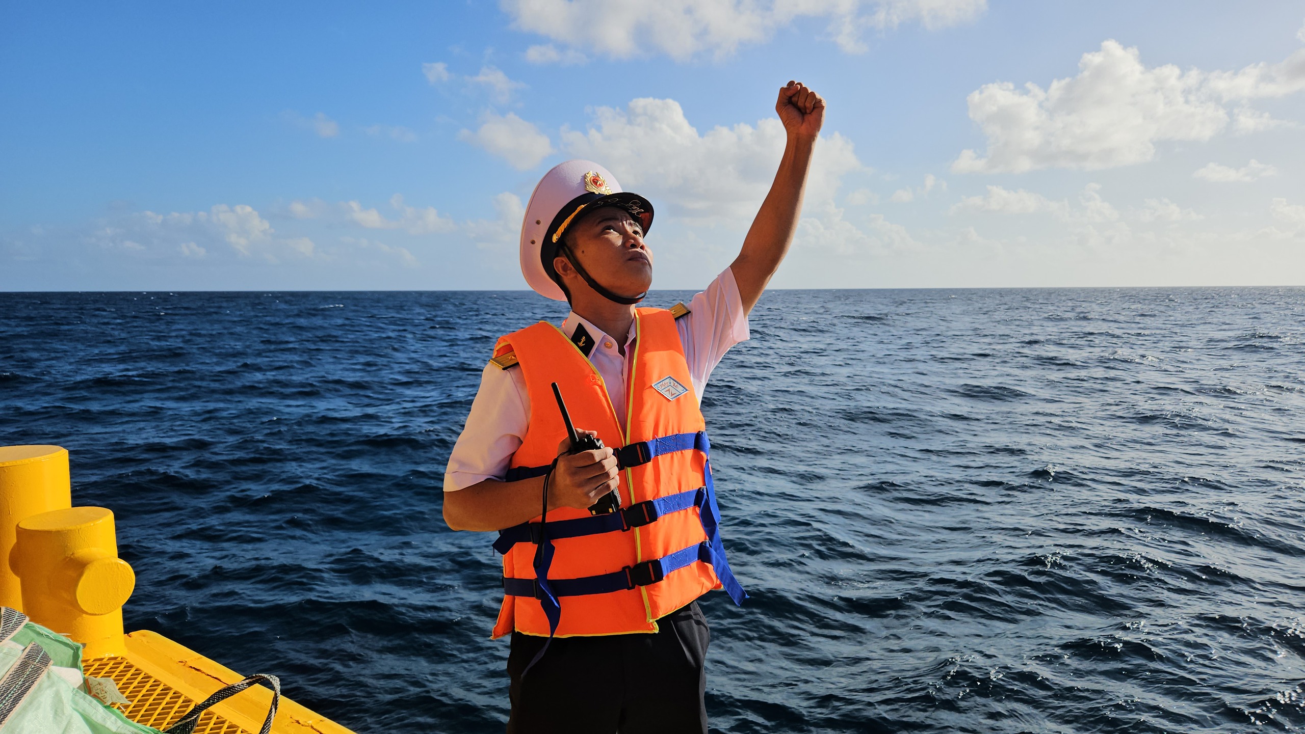 Trải nghiệm đu dây lên nhà giàn DK1 giữa biển khơi đầy phấn khích năm 2026 - Ảnh 4. Trải nghiệm đu dây lên nhà giàn DK1 giữa biển khơi đầy phấn khích năm 2026 - Ảnh 4.