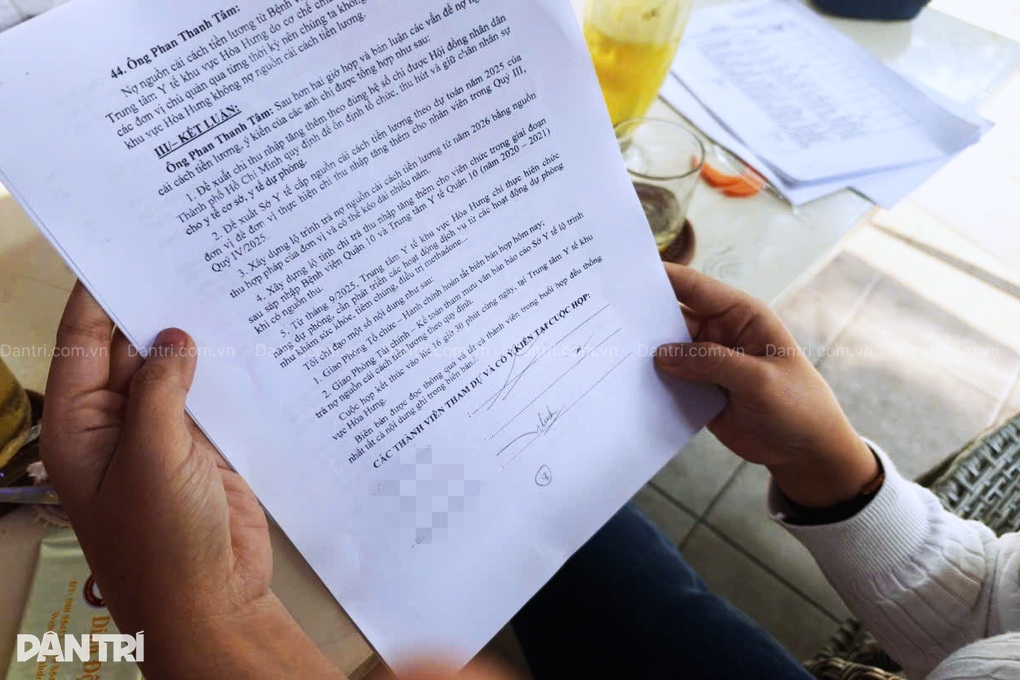 Cận kề Tết, hàng chục y bác sĩ phản ánh bị “treo” thu nhập kéo dài - 2