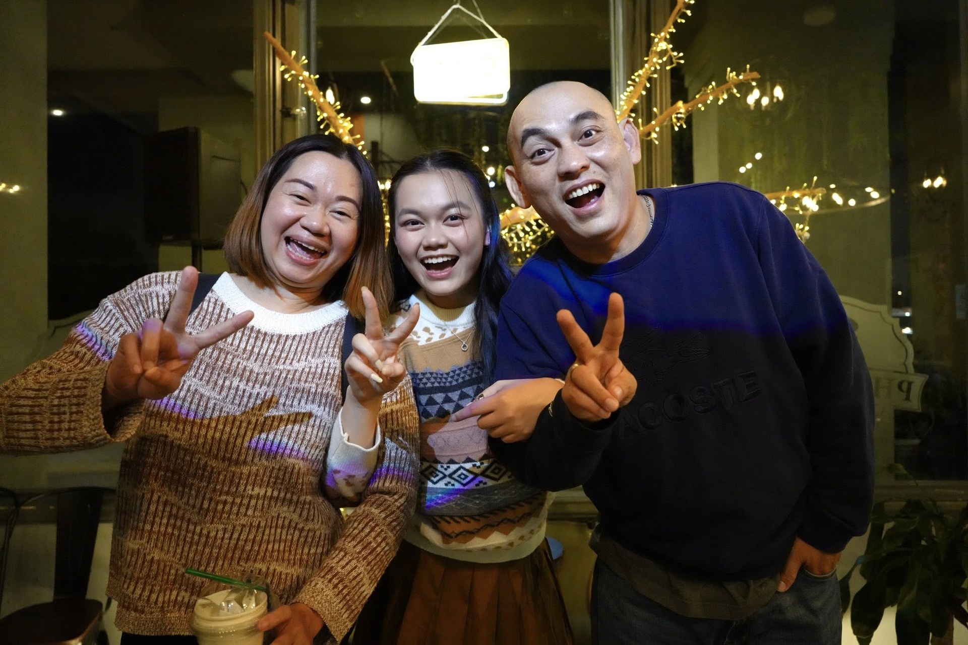 Có MV 650 triệu view nhưng không thu được tiền, bé Bào Ngư tuổi 18 ra sao? - 11