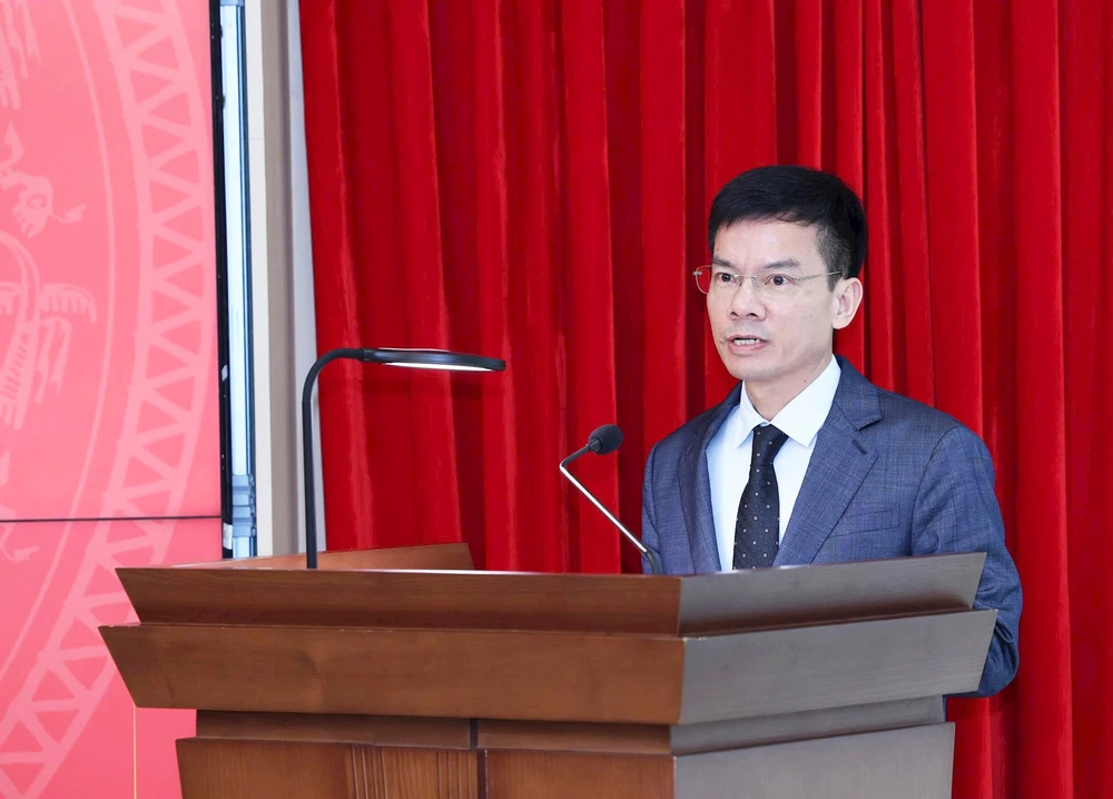 Ông Bùi Duy Cường, Giám đốc Sở Nông nghiệp và Môi trường Hà Nội phát biểu nhận nhiệm vụ mới. Ảnh: VT nhan-su-ha-noi-2.jpg