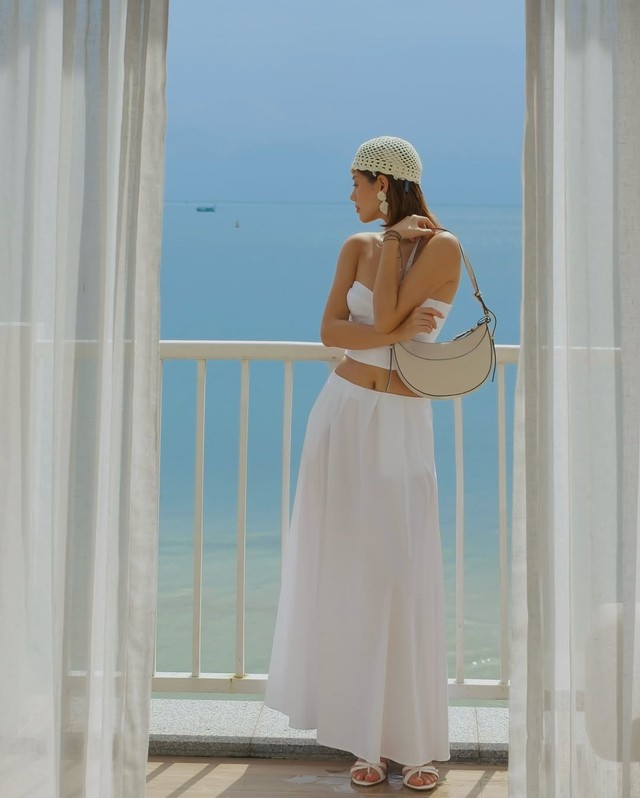 Nàng dạo xuân thêm xinh nhờ sức hút túi dáng bán nguyệt - Ảnh 6.