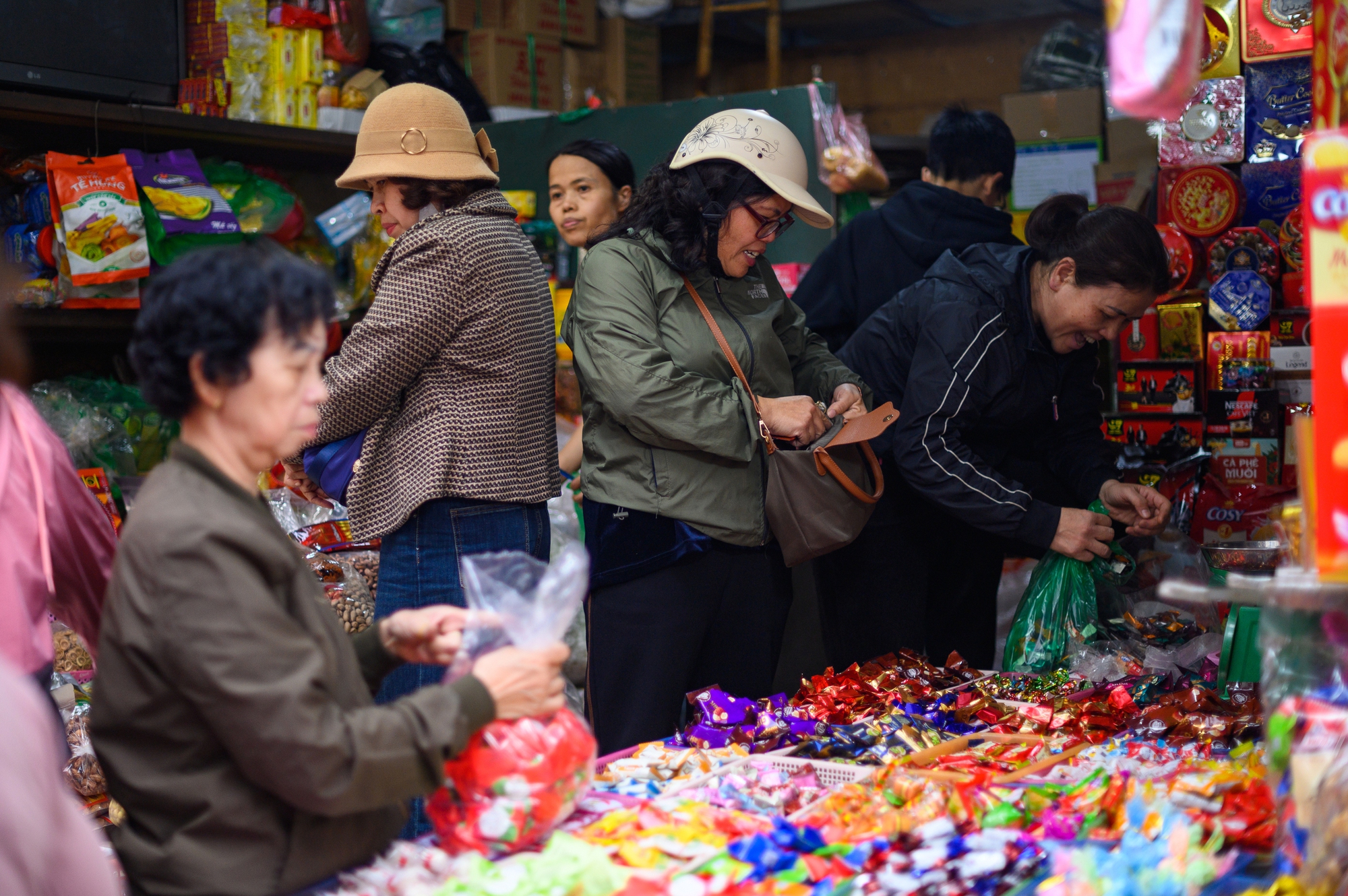 26 Tết rồi, ra mà xem Hà Nội đã cỡ này!- Ảnh 3.