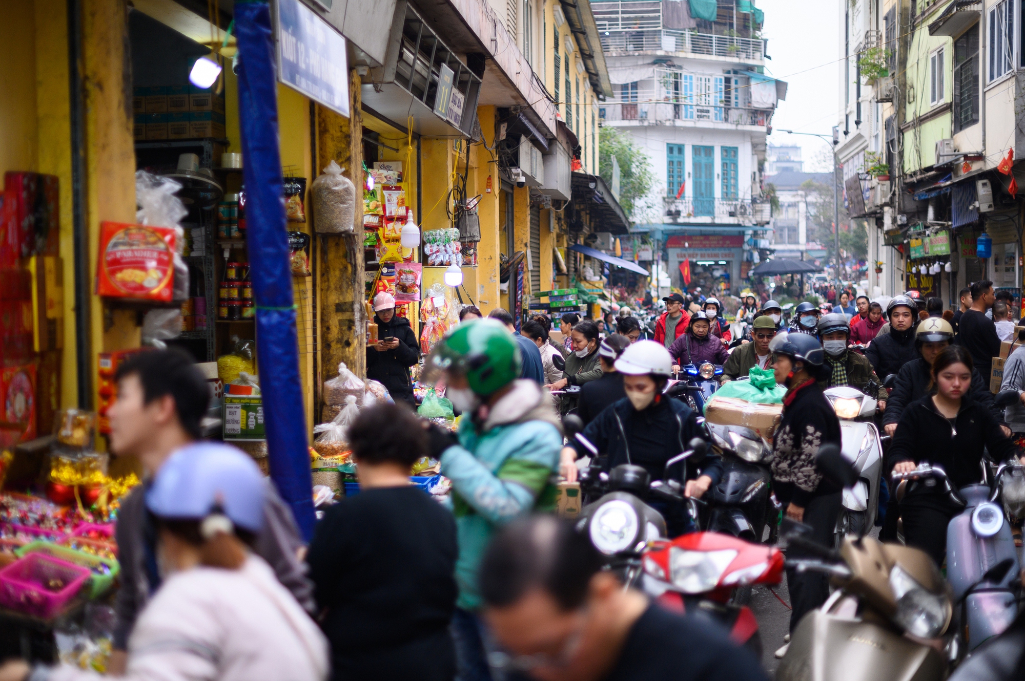 26 Tết rồi, ra mà xem Hà Nội đã cỡ này!- Ảnh 10.